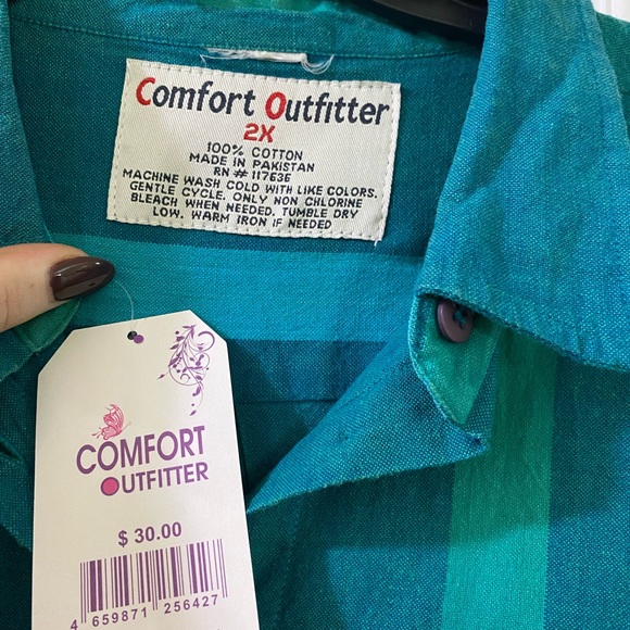 Button up - Picture 2 of 3